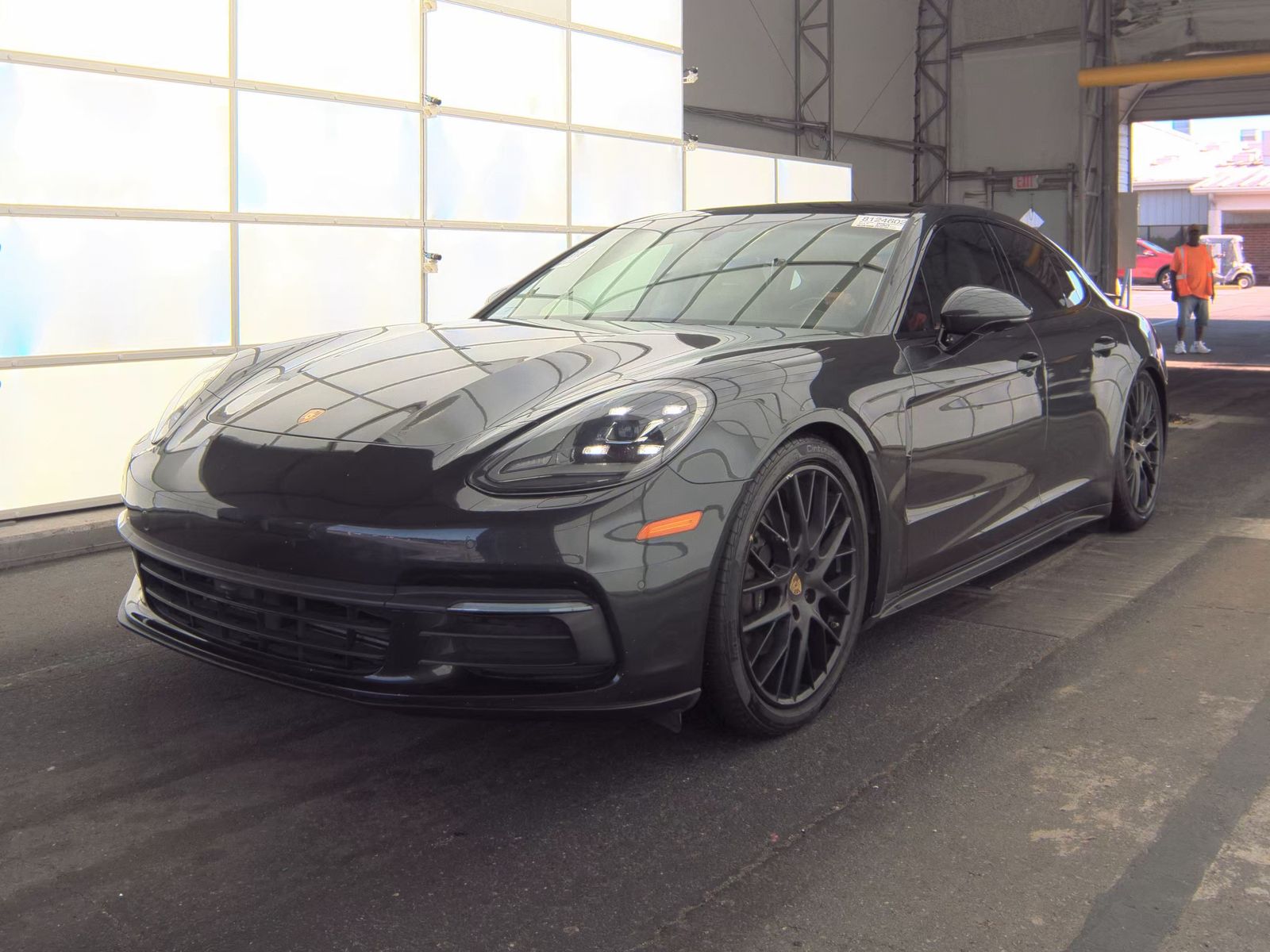 2017 Porsche Panamera Base RWD