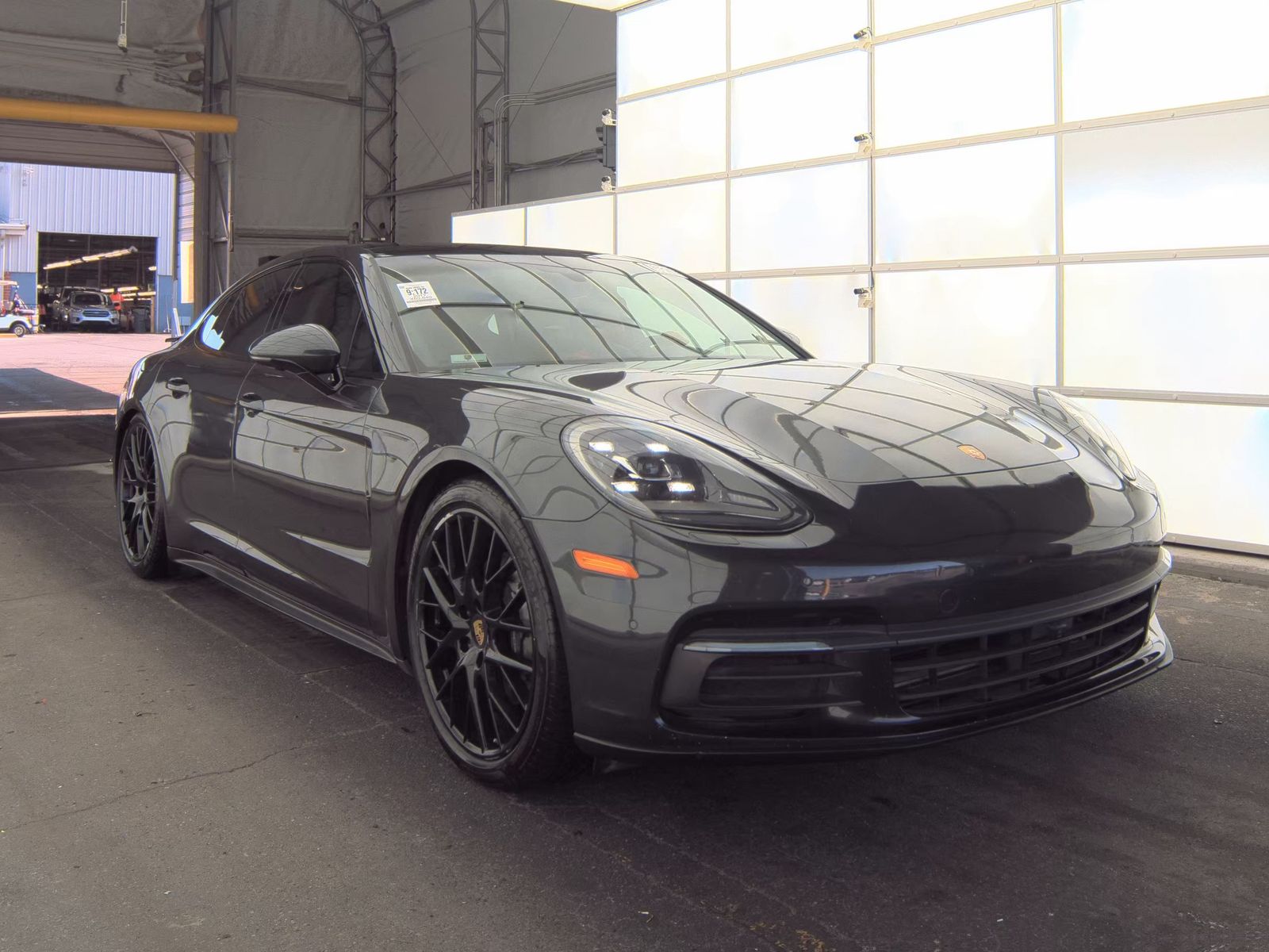 2017 Porsche Panamera Base RWD
