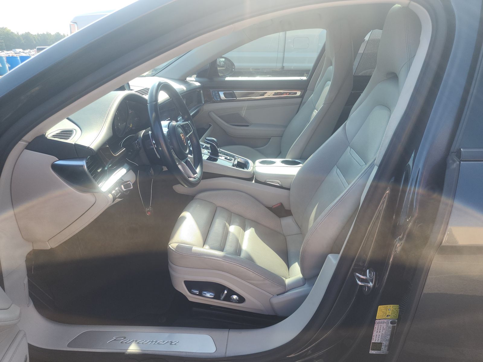 2017 Porsche Panamera Base RWD