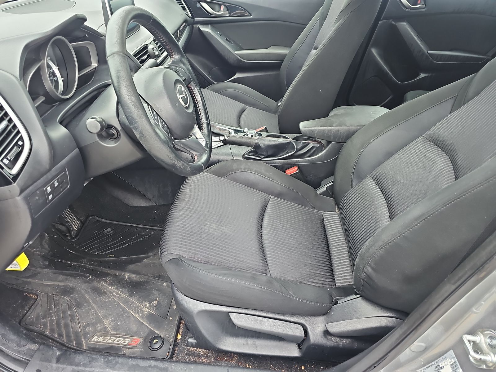 2015 MAZDA MAZDA3 i Touring FWD