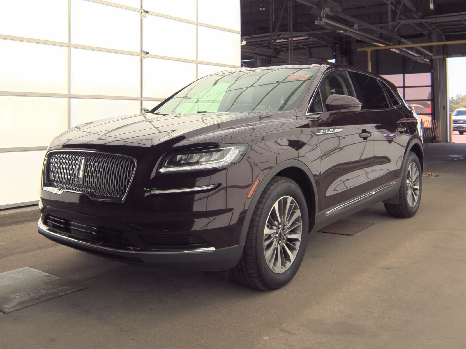 2022 Lincoln Nautilus Standard AWD
