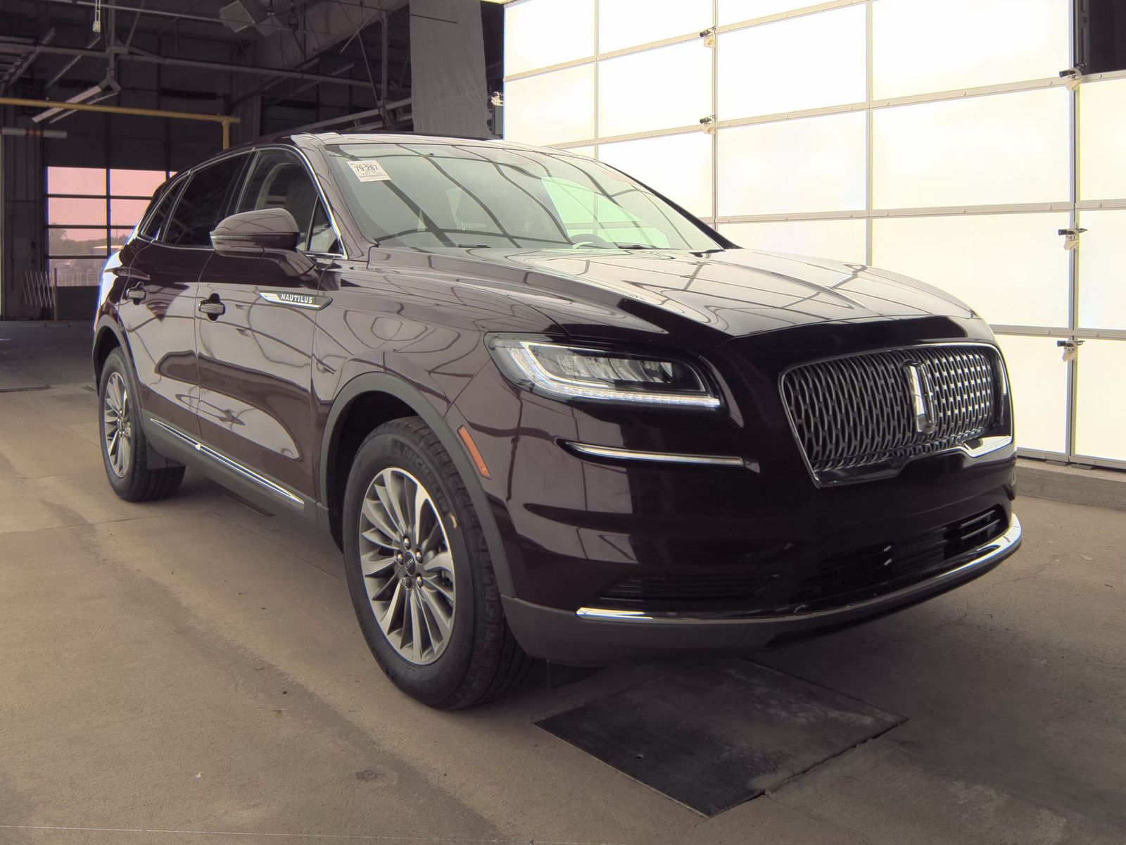 2022 Lincoln Nautilus Standard AWD