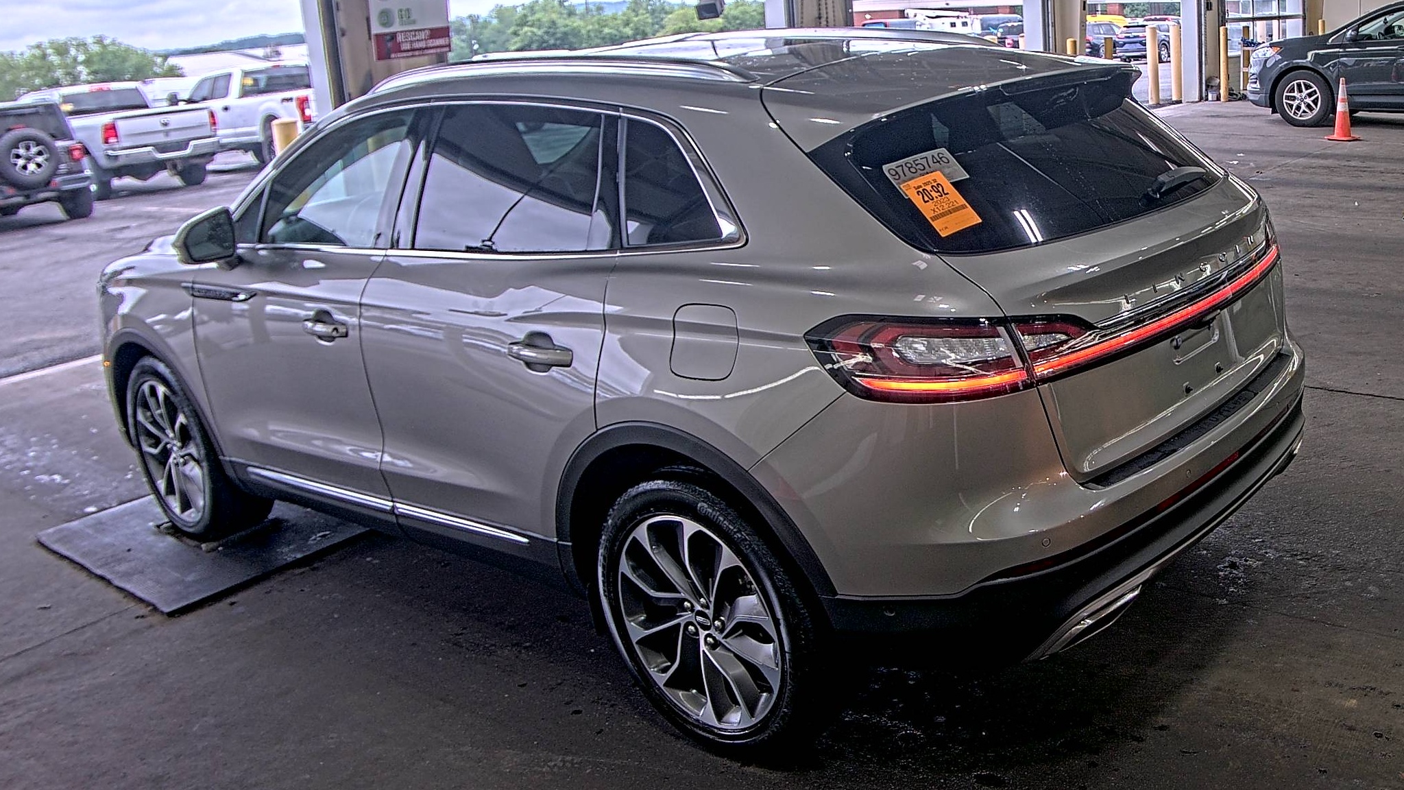 2023 Lincoln Nautilus Reserve AWD