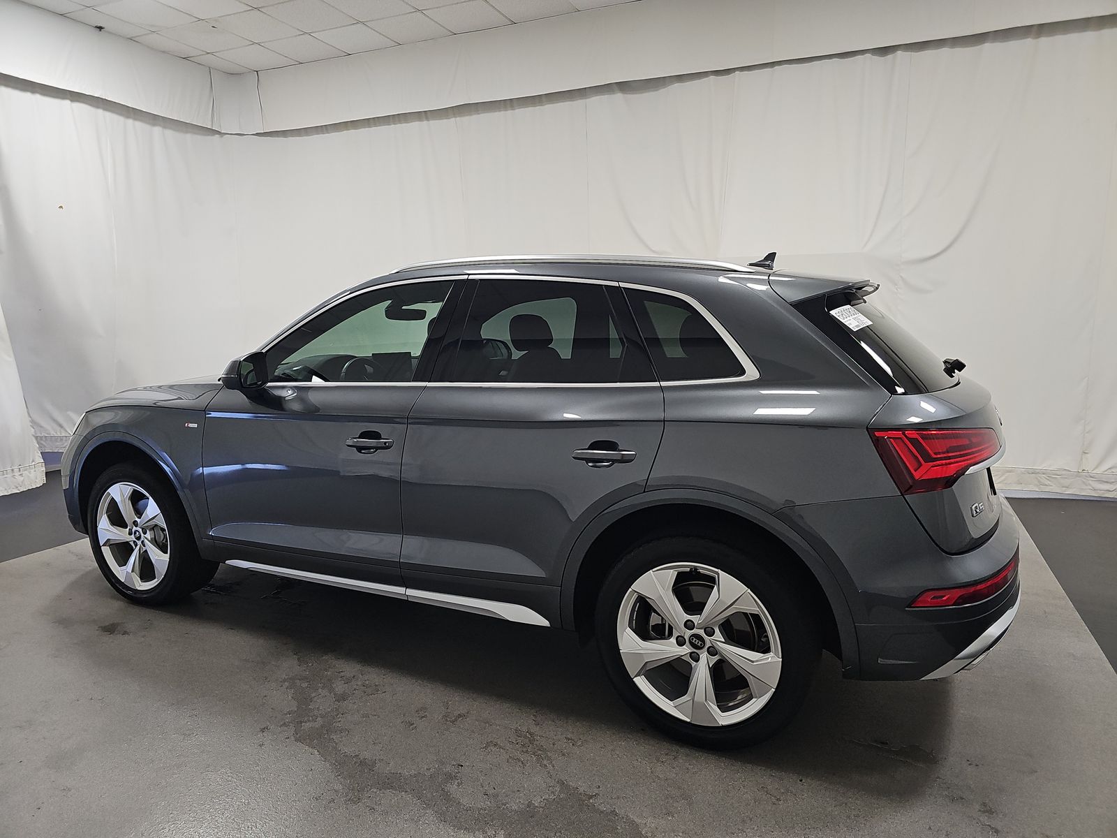 2022 Audi Q5 S line Premium Plus AWD