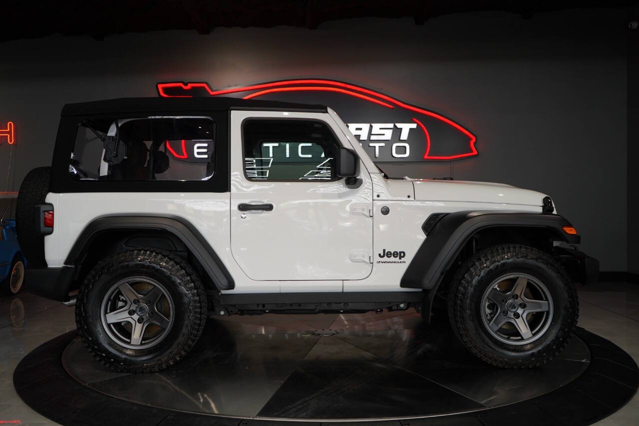 Jeep Wrangler 2 Door Sport снимка Jeep Wrangler 2 Door Sport