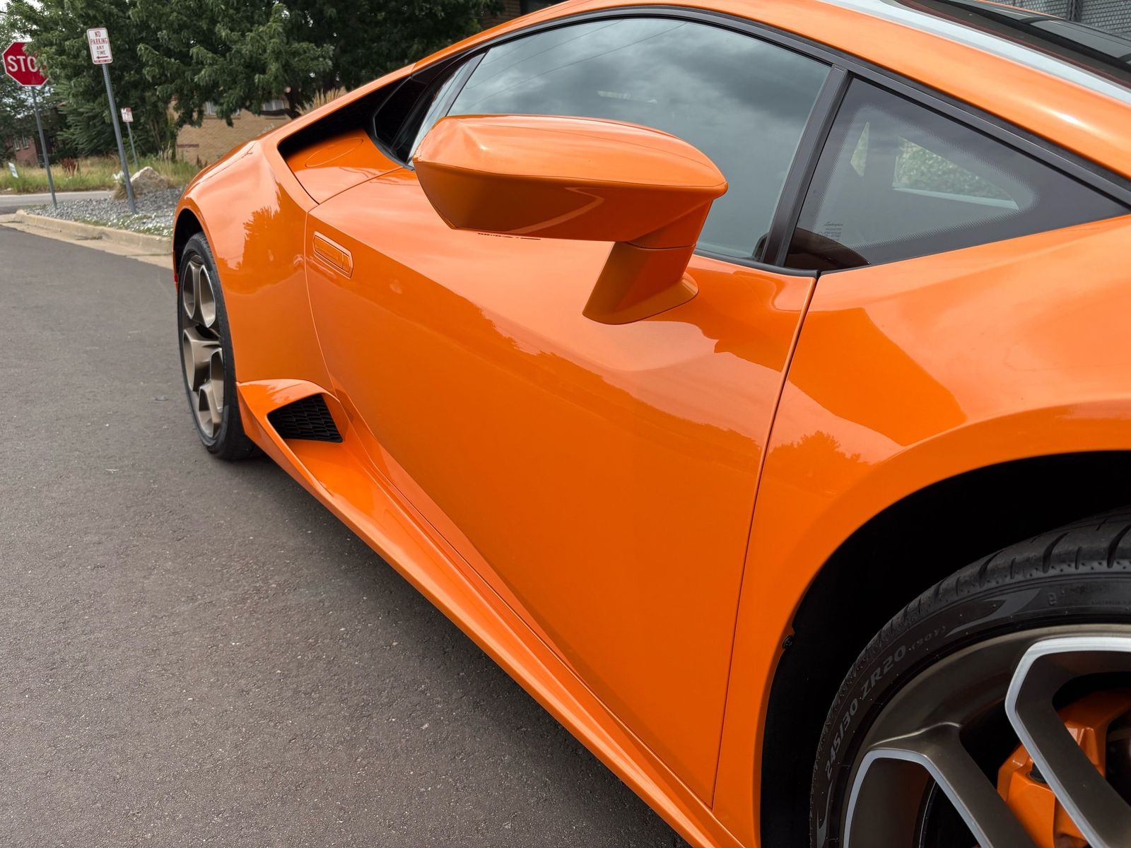 2017 Lamborghini Huracan LP 580-2 RWD