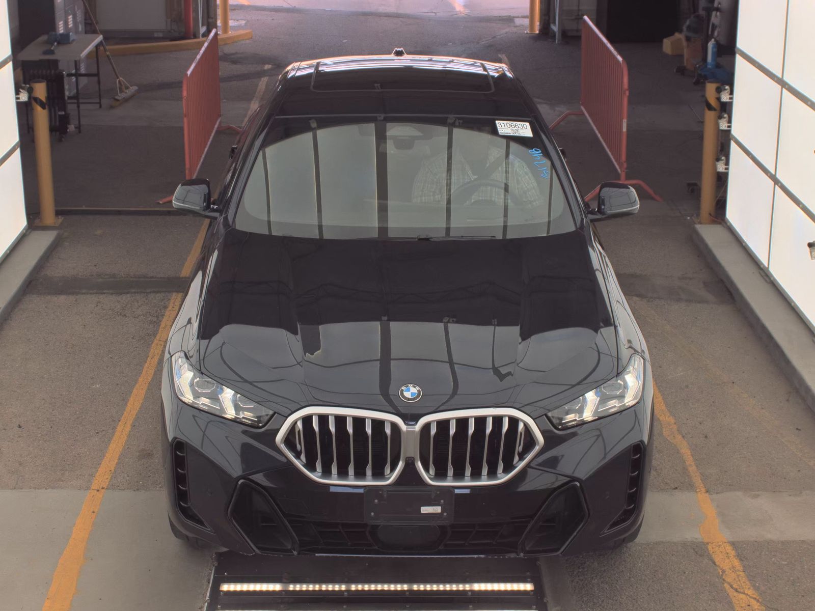 2025 BMW X6 xDrive40i AWD