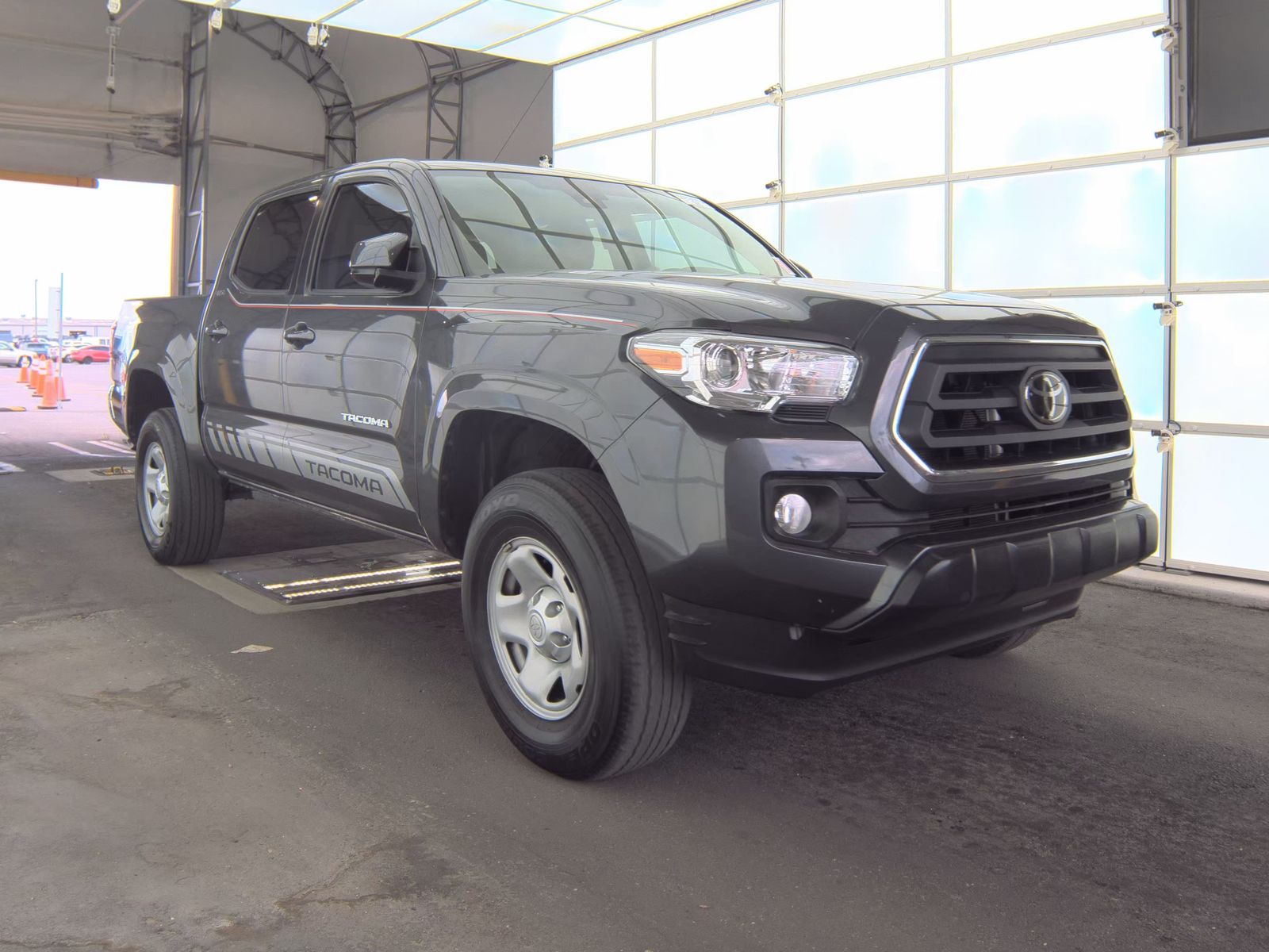 2022 Toyota Tacoma SR5 RWD