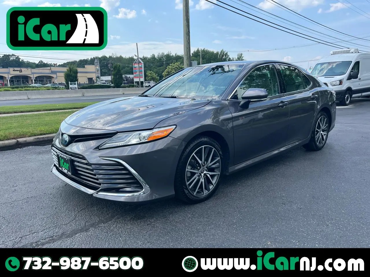 2023 Toyota Camry Hybrid XLE FWD