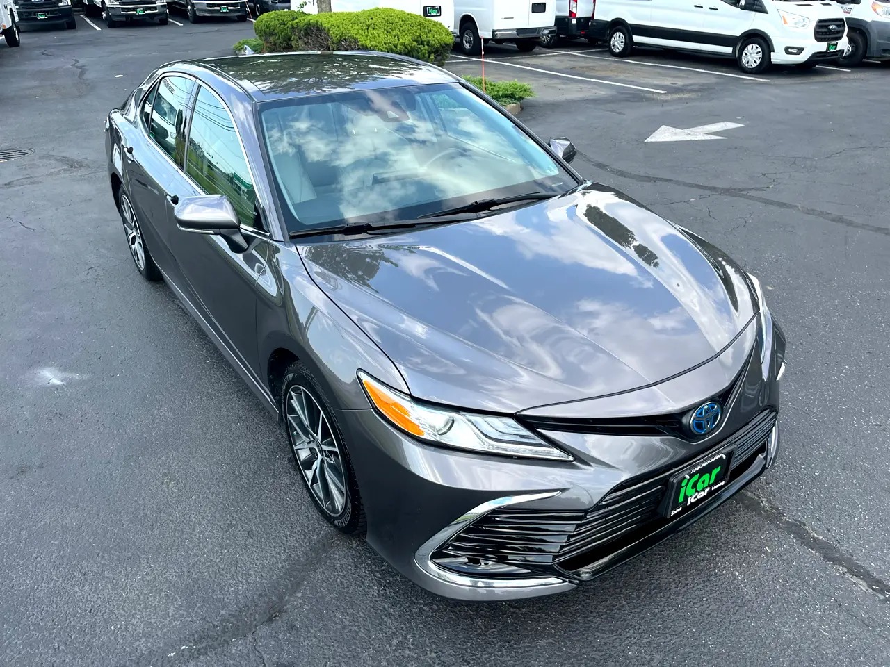 2023 Toyota Camry Hybrid XLE FWD