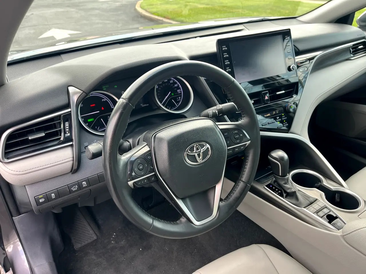 2023 Toyota Camry Hybrid XLE FWD