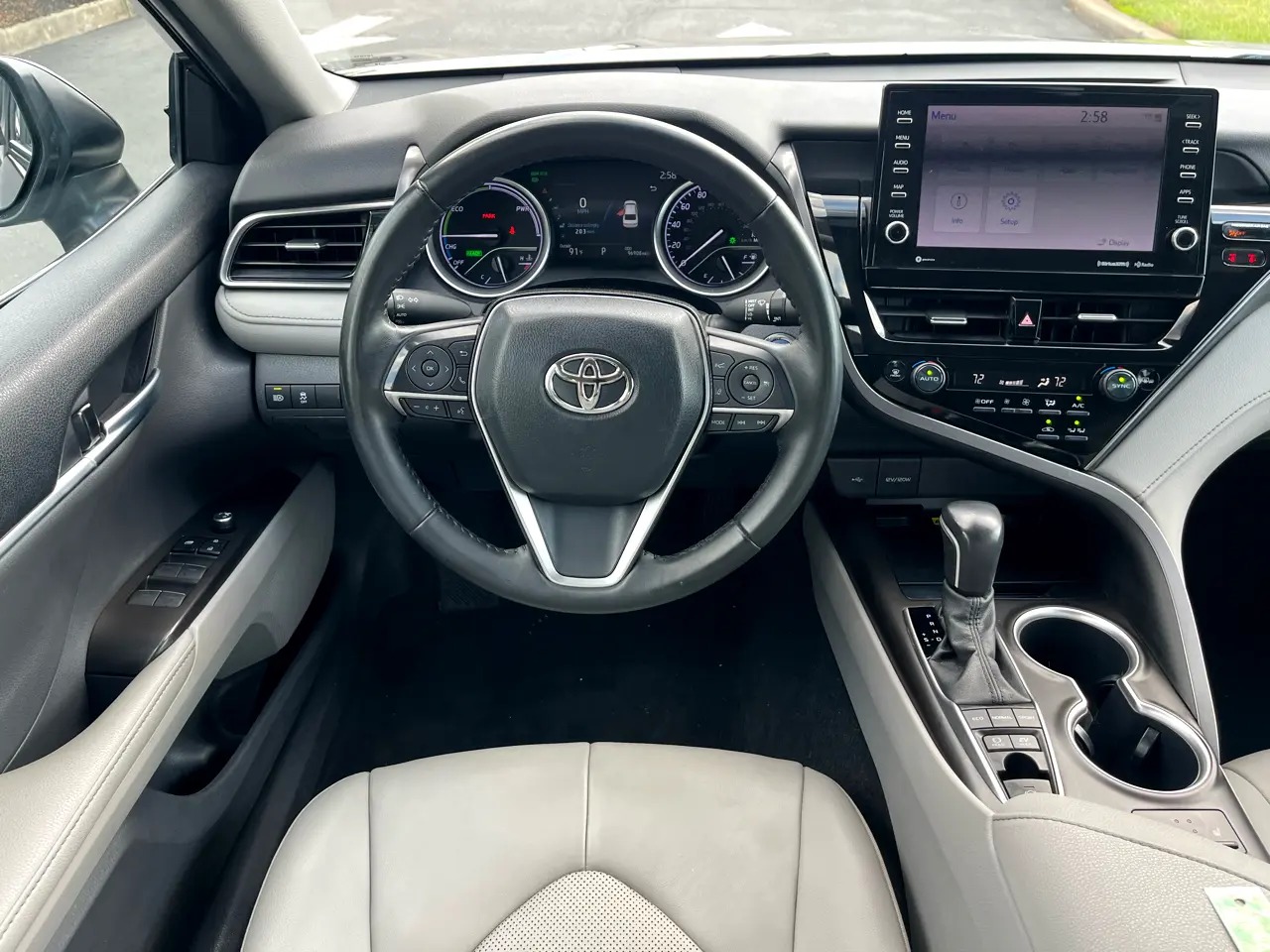 2023 Toyota Camry Hybrid XLE FWD