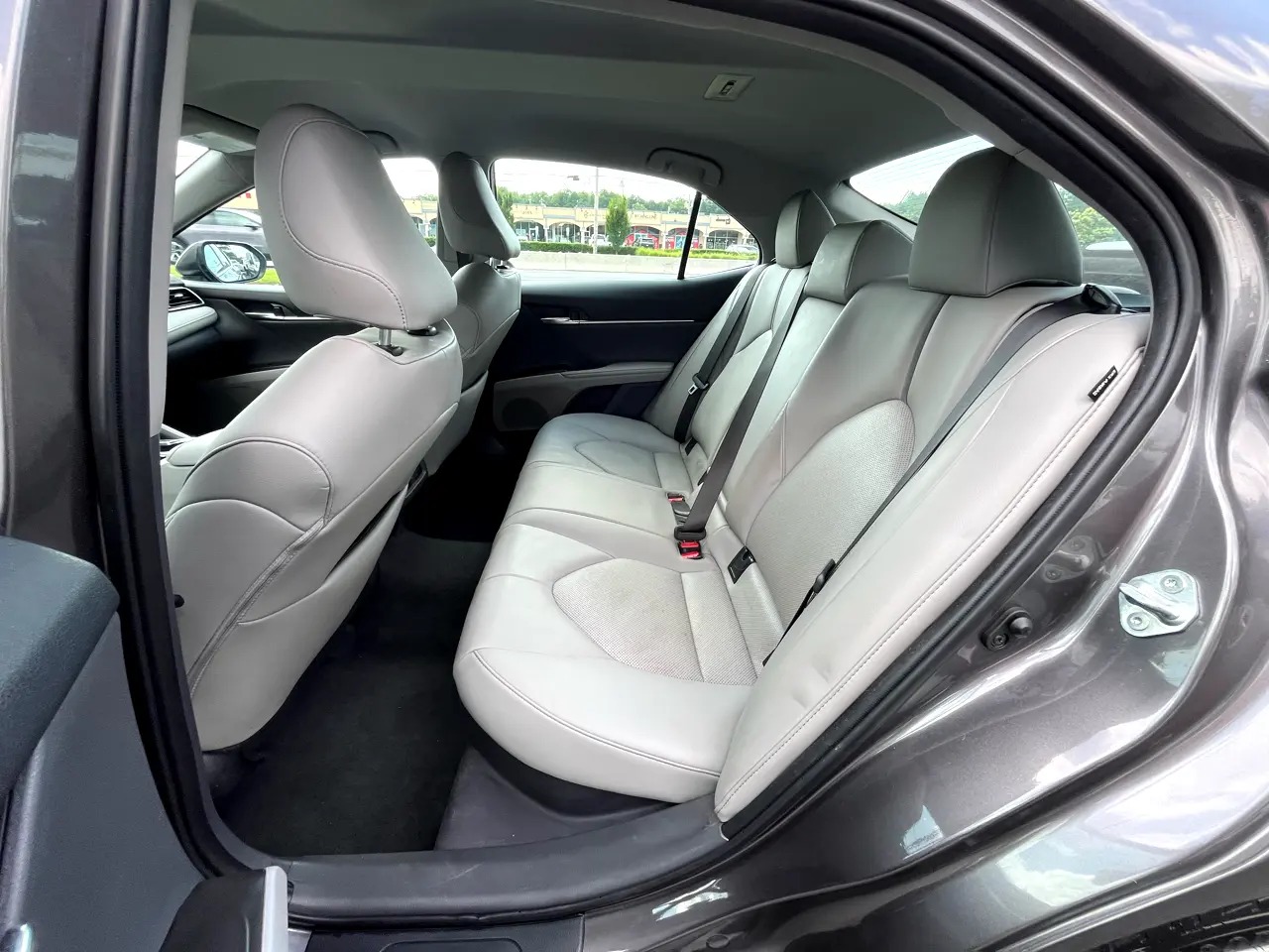 2023 Toyota Camry Hybrid XLE FWD