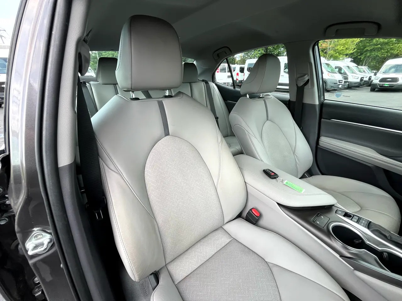 2023 Toyota Camry Hybrid XLE FWD