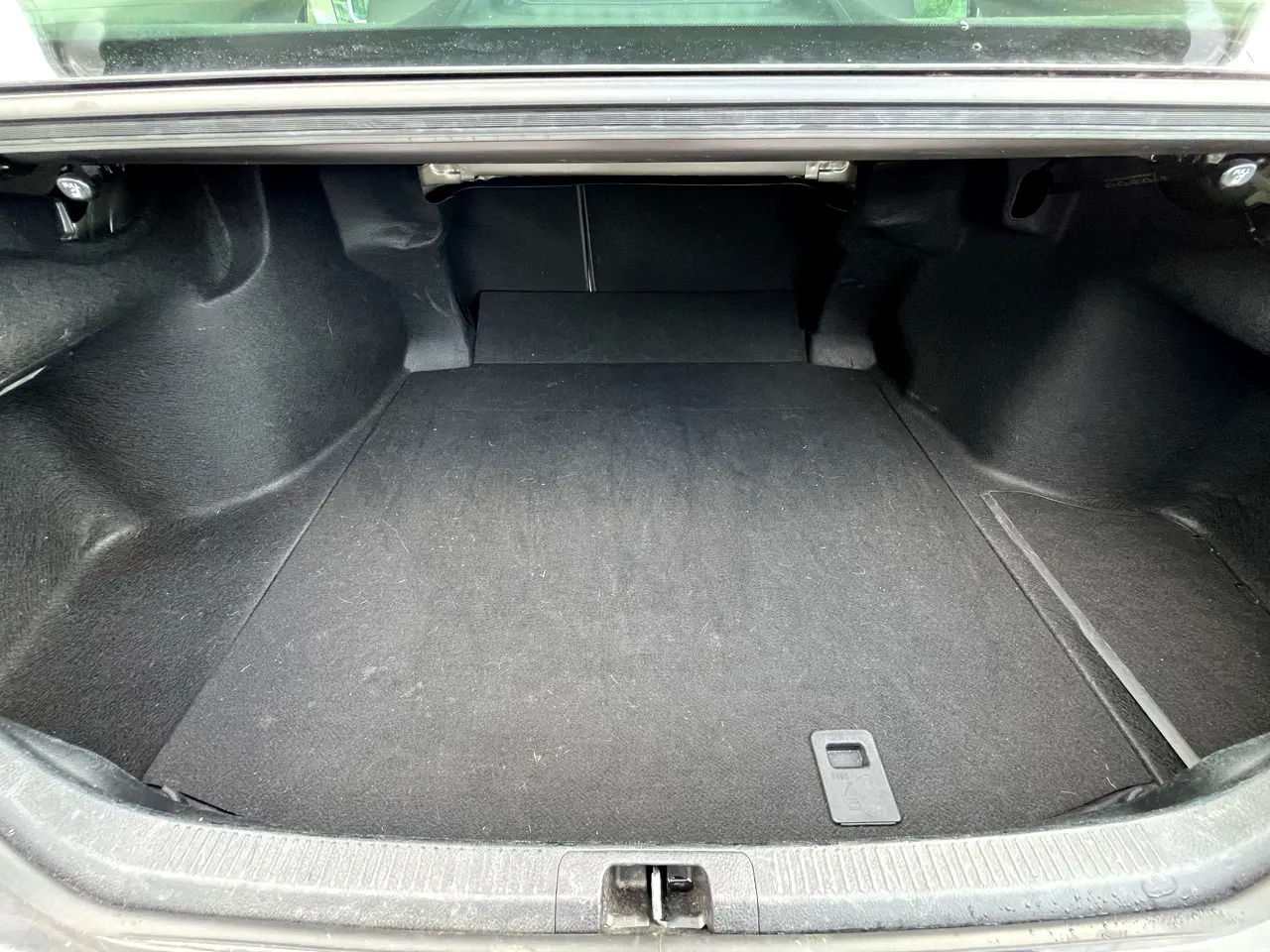 2023 Toyota Camry Hybrid XLE FWD