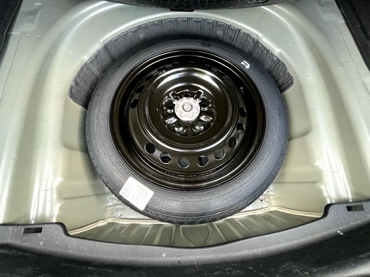 2023 Toyota Camry Hybrid XLE FWD