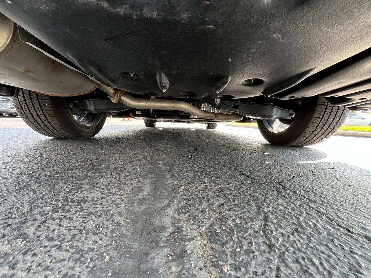 2023 Toyota Camry Hybrid XLE FWD