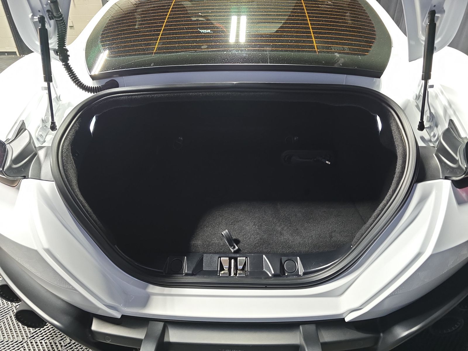 2023 Ferrari Roma Base RWD