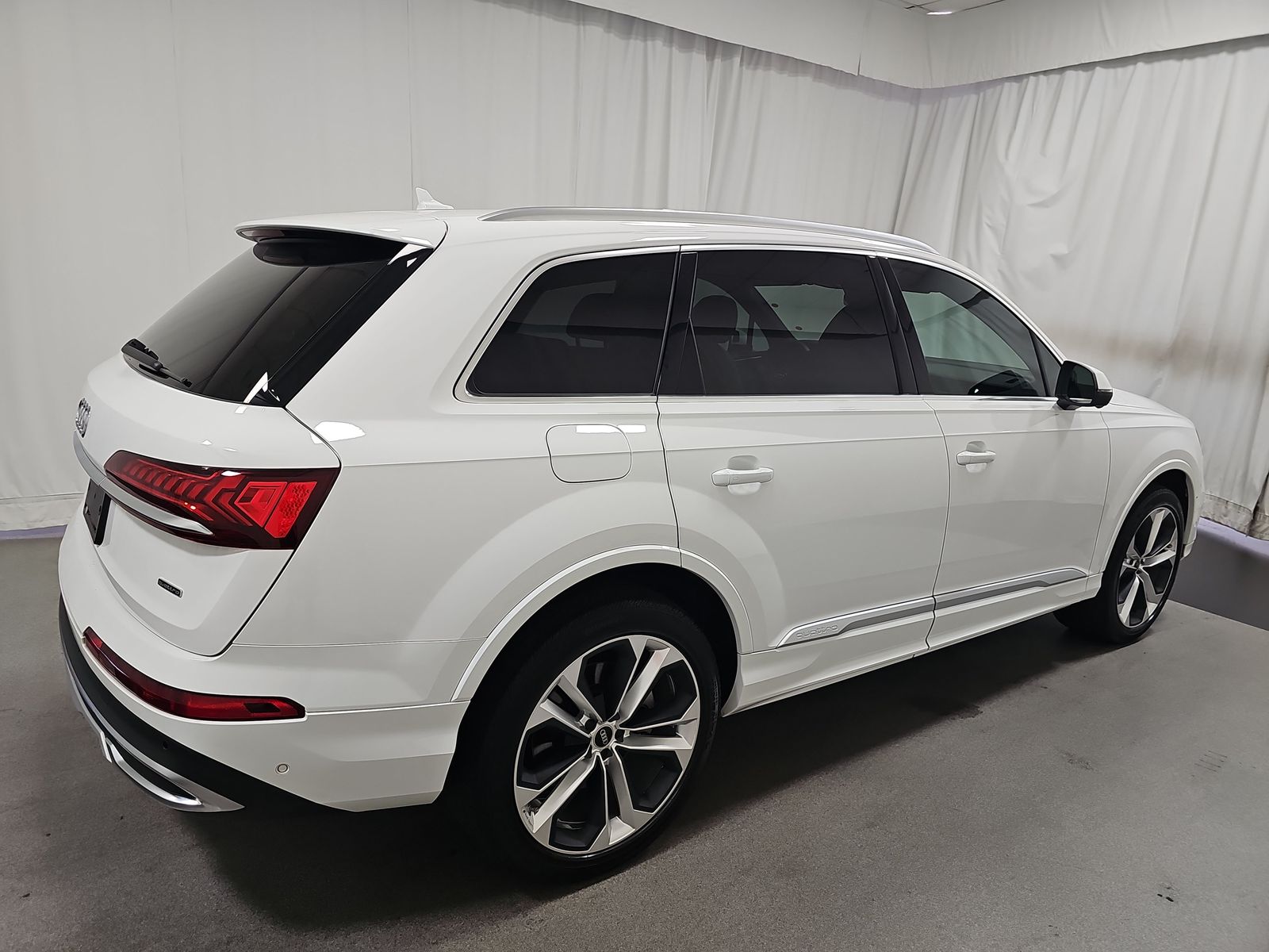 2022 Audi Q7 Premium Plus AWD