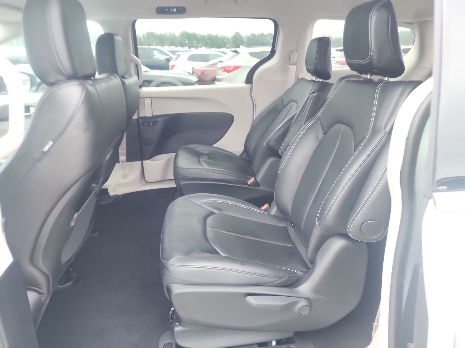 2024 Chrysler Pacifica Hybrid Select FWD