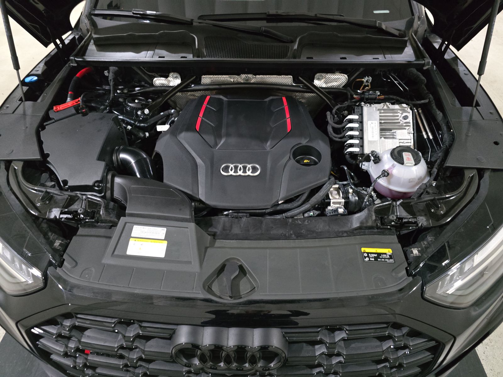 2023 Audi SQ5 Prestige AWD