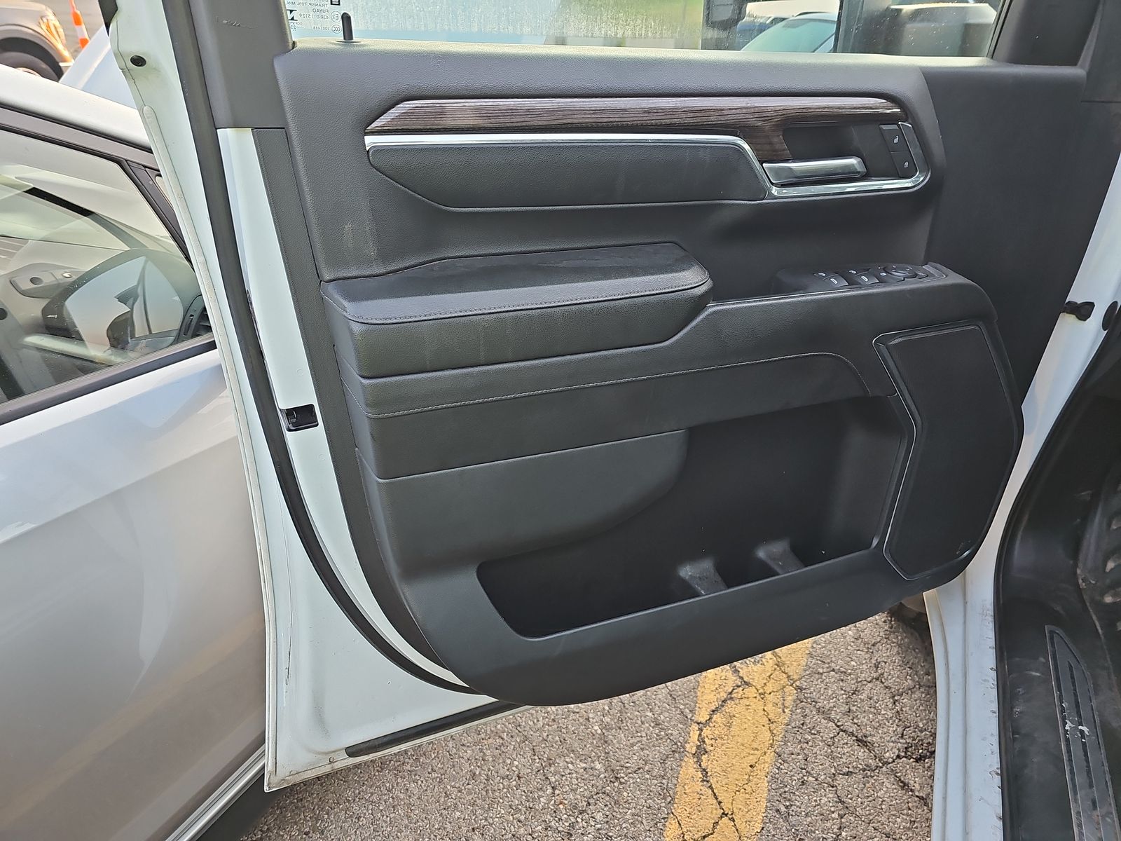 2024 Chevrolet Silverado 3500HD LT AWD