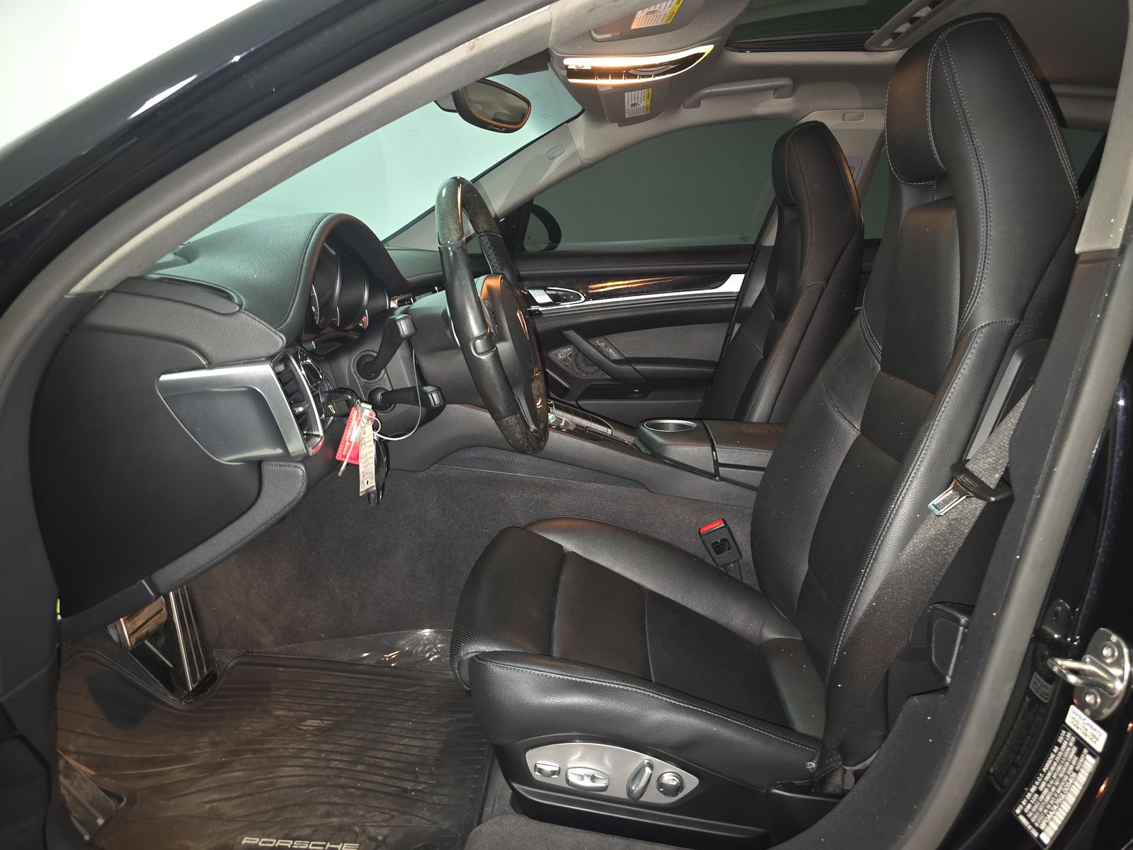 2016 Porsche Panamera 4 Edition AWD