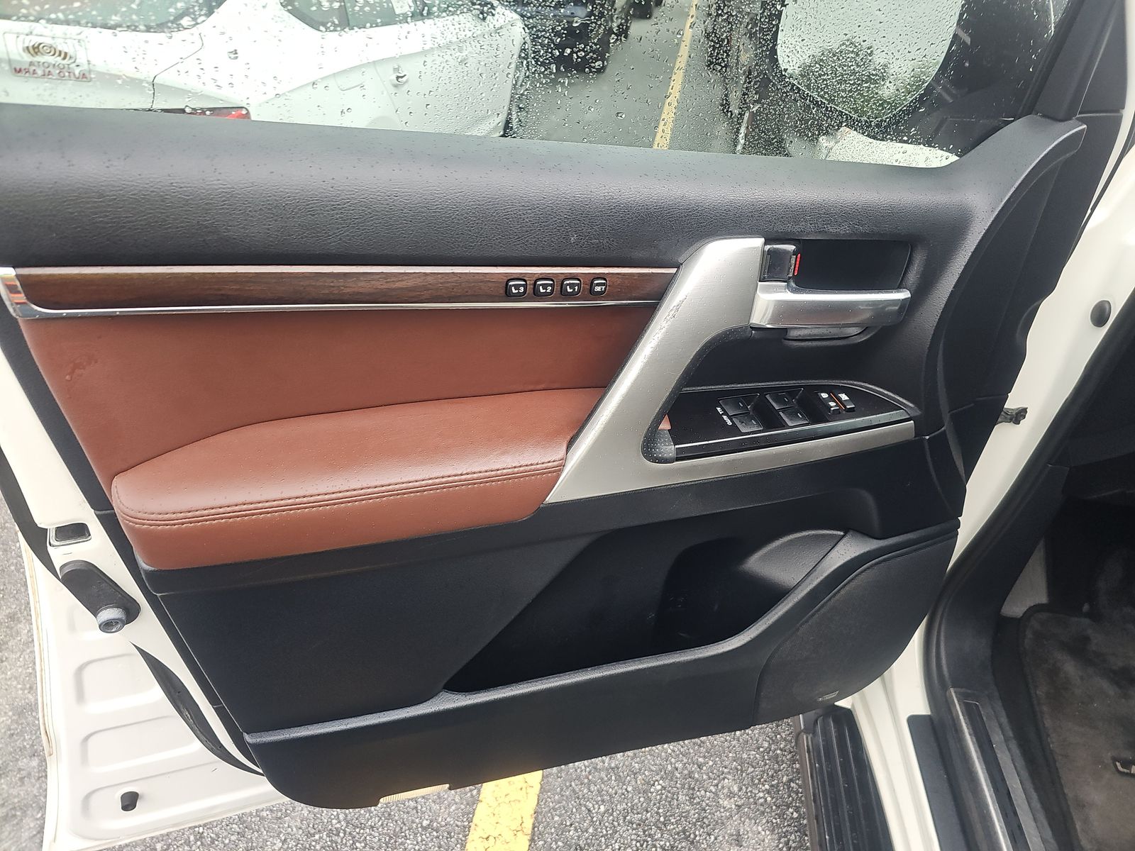 2019 Toyota Land Cruiser Base AWD