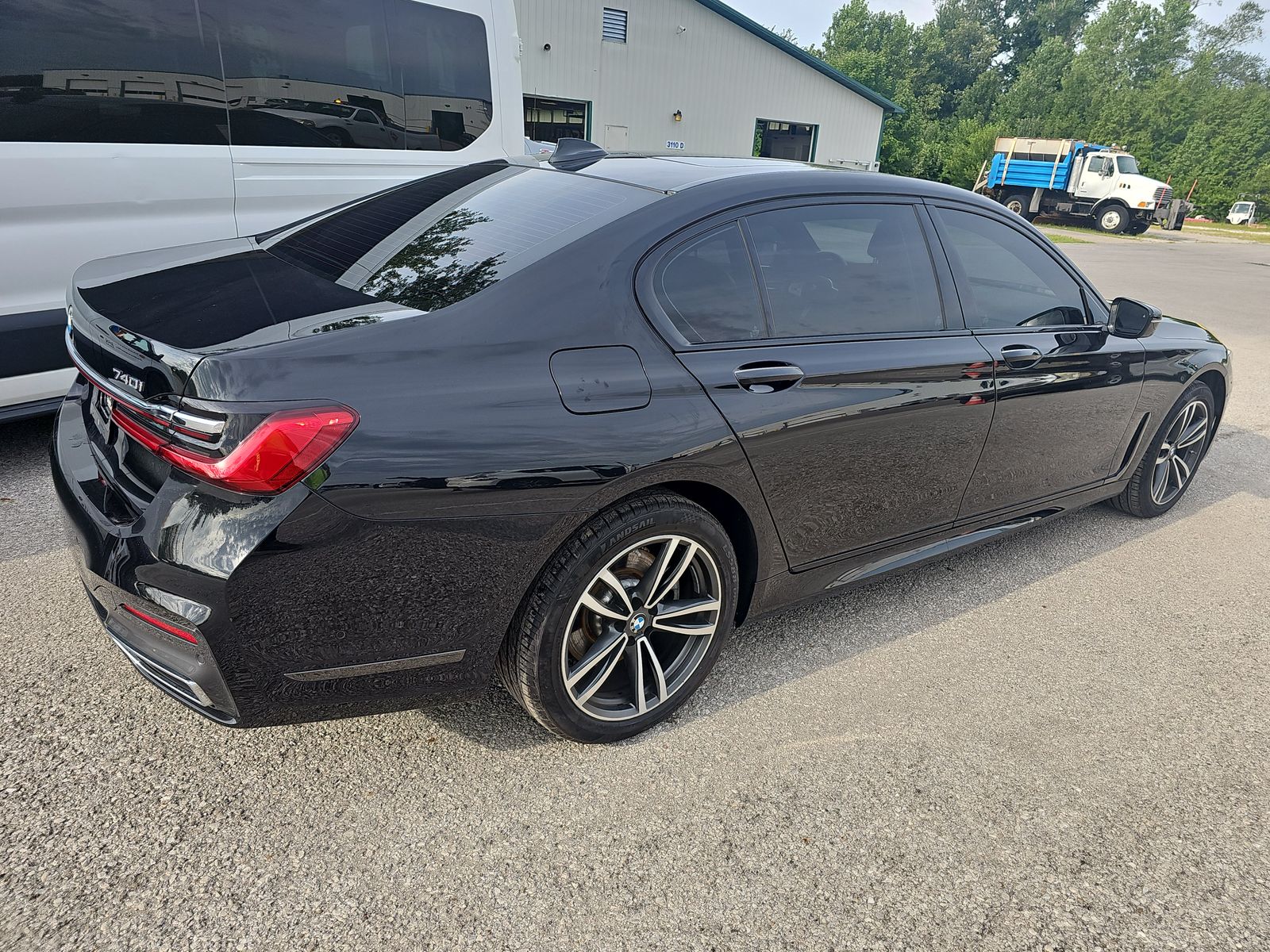 2022 BMW 7 Series 740i xDrive AWD