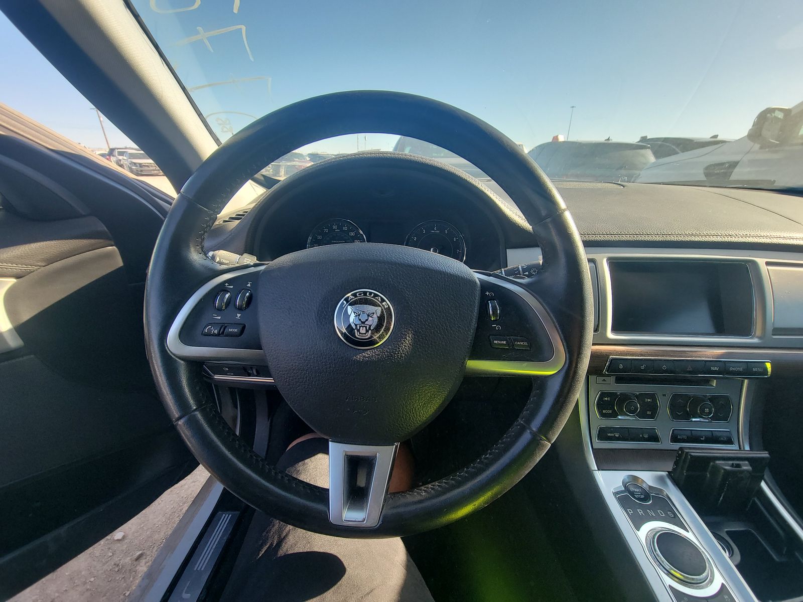 2014 Jaguar XF 2.0T RWD