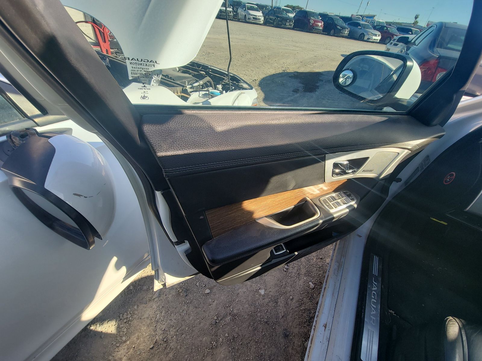 2014 Jaguar XF 2.0T RWD