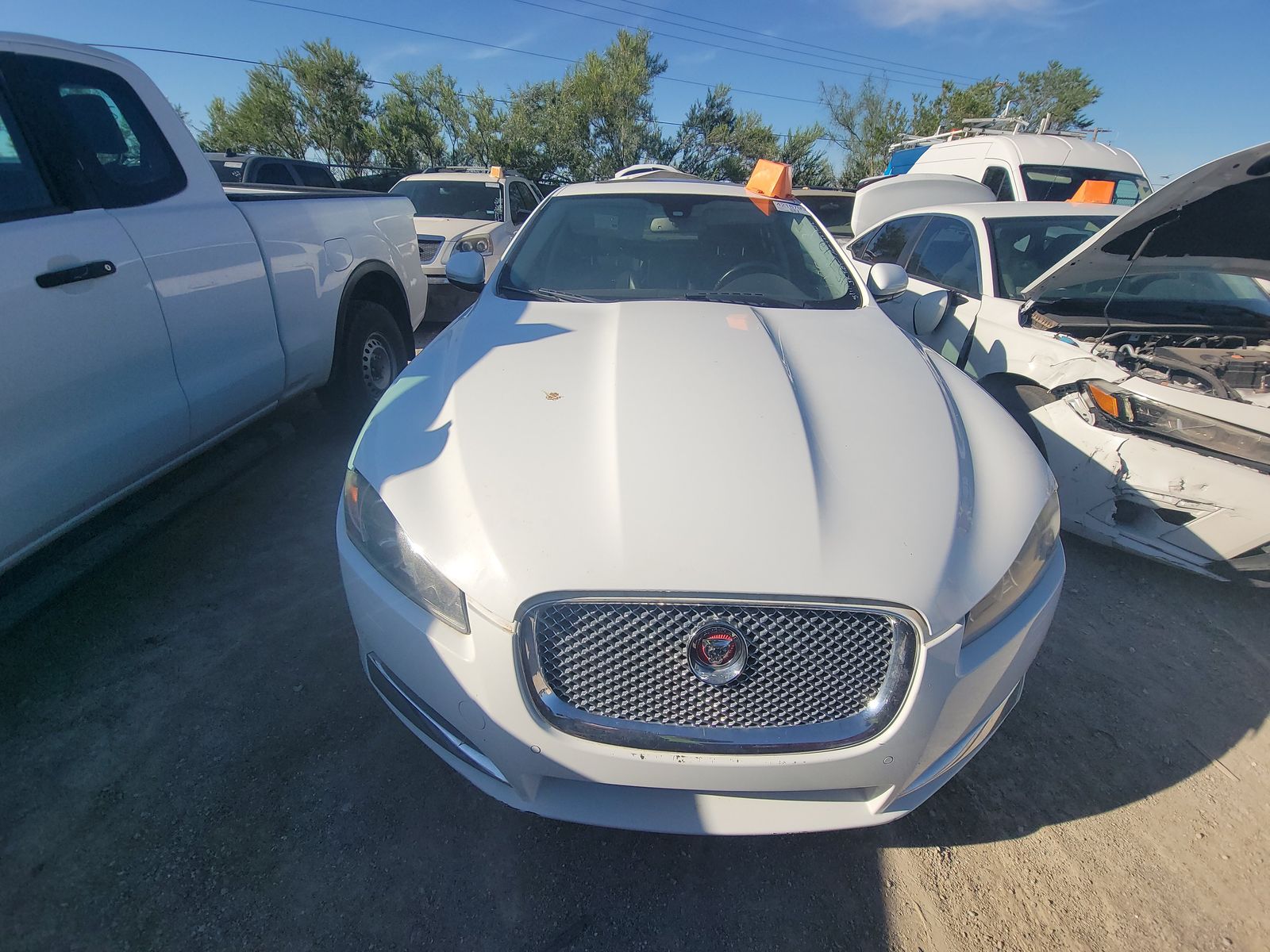 2014 Jaguar XF 2.0T RWD