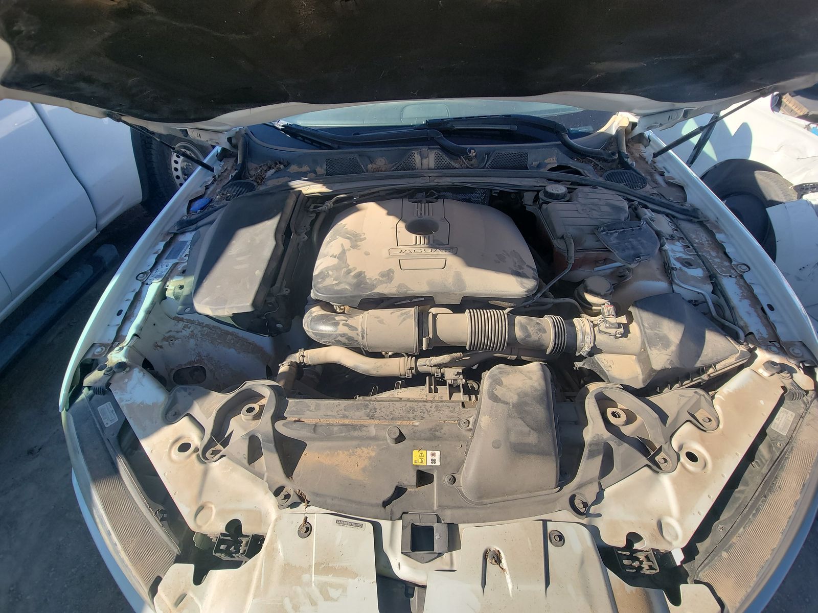 2014 Jaguar XF 2.0T RWD