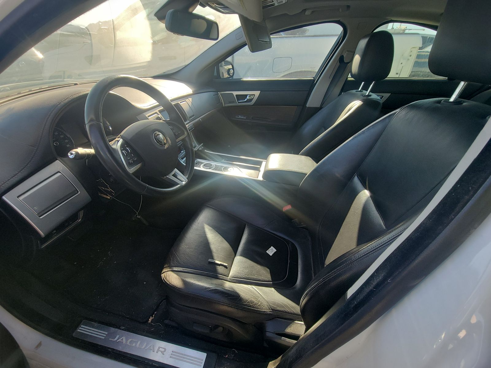 2014 Jaguar XF 2.0T RWD