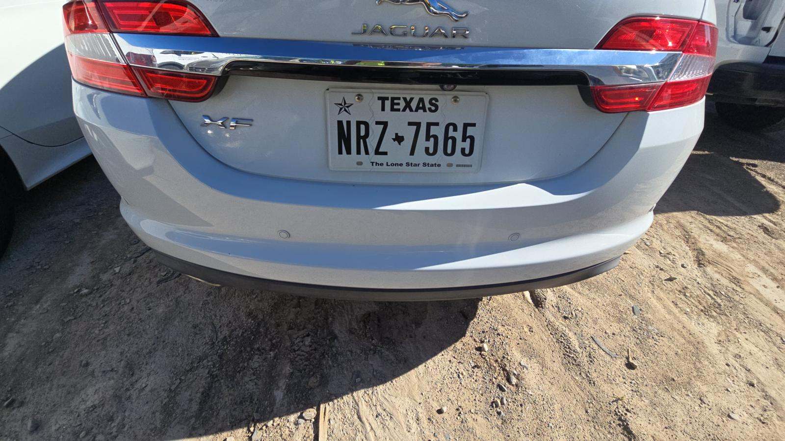 2014 Jaguar XF 2.0T RWD