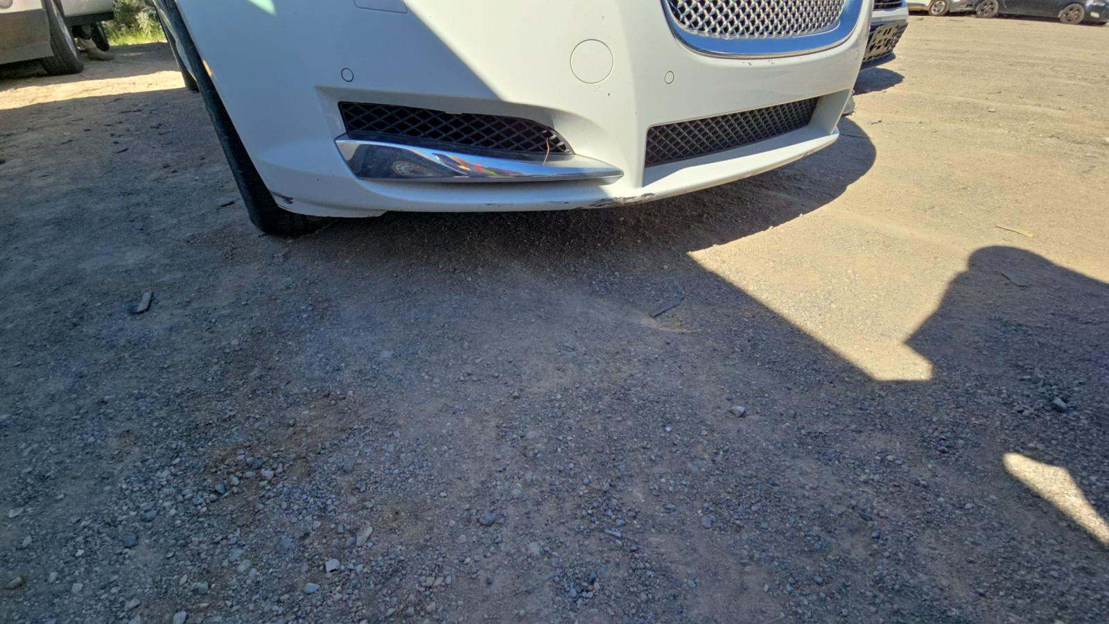 2014 Jaguar XF 2.0T RWD