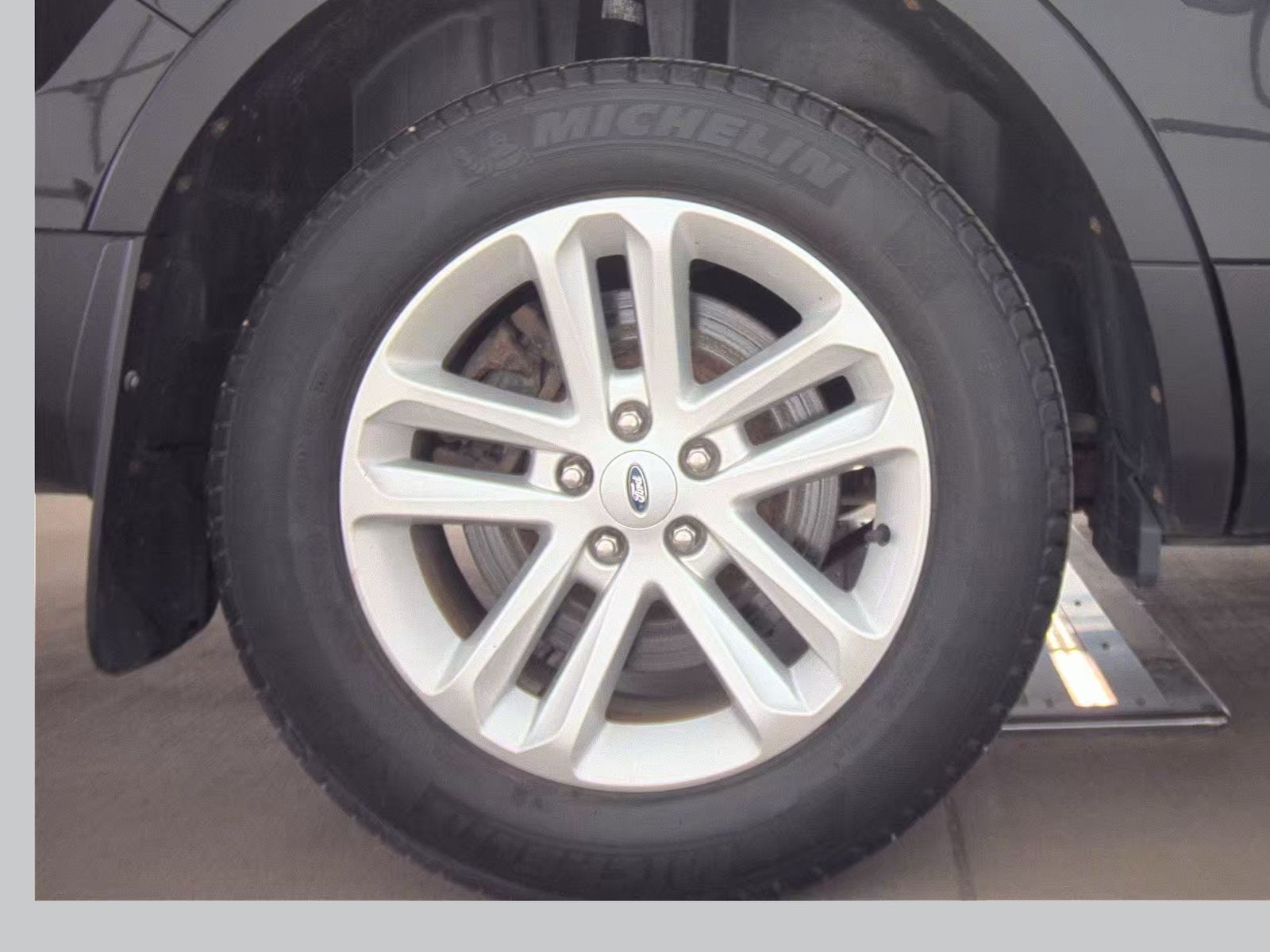 2015 Ford Explorer XLT AWD