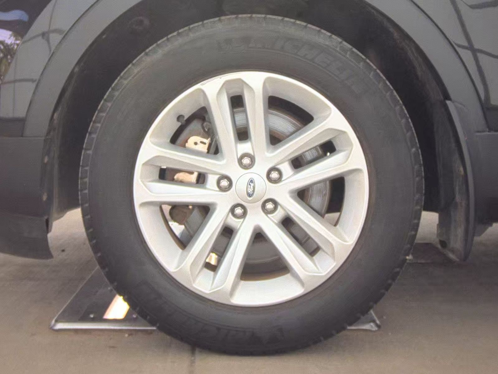 2015 Ford Explorer XLT AWD