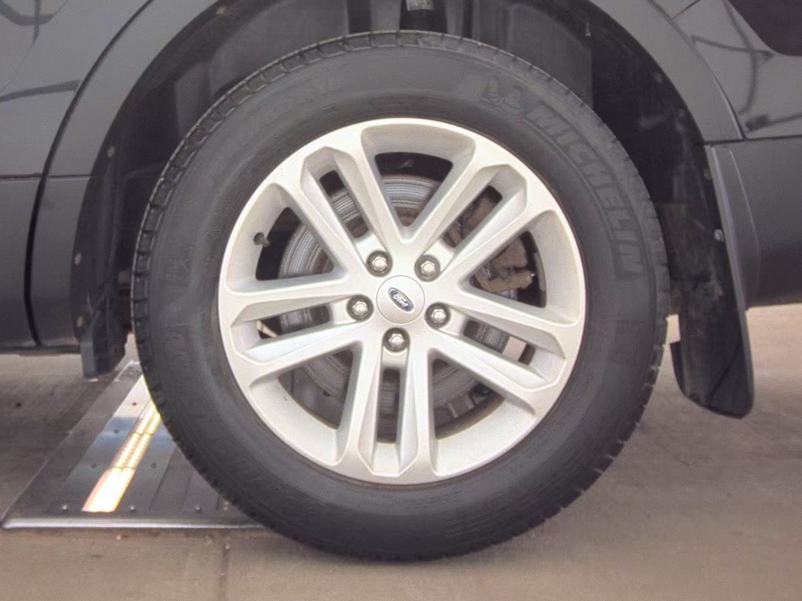 2015 Ford Explorer XLT AWD