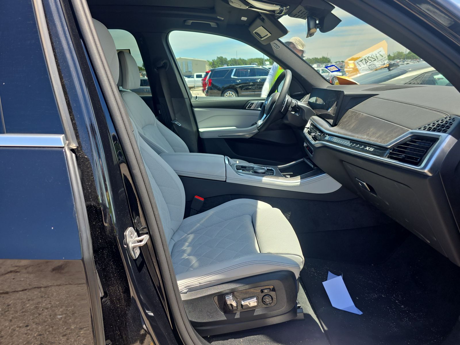 2025 BMW X5 xDrive40i AWD