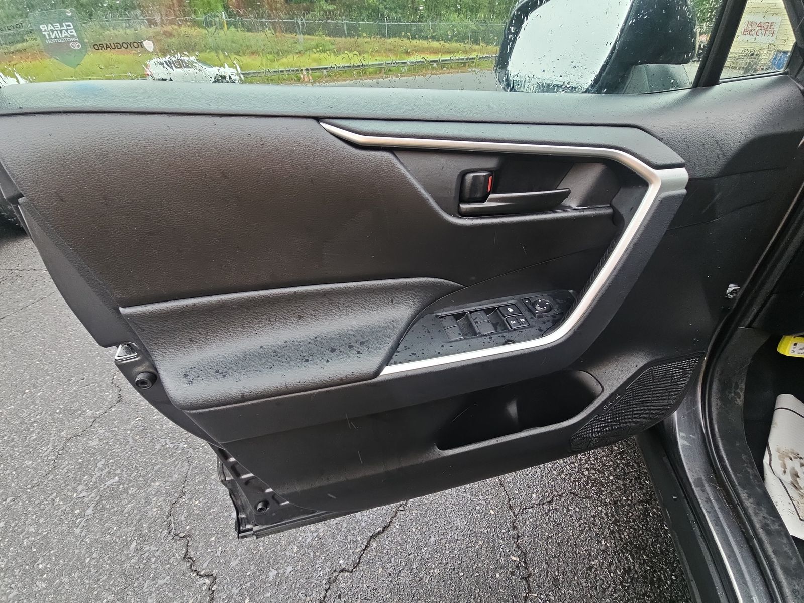 2023 Toyota RAV4 LE FWD