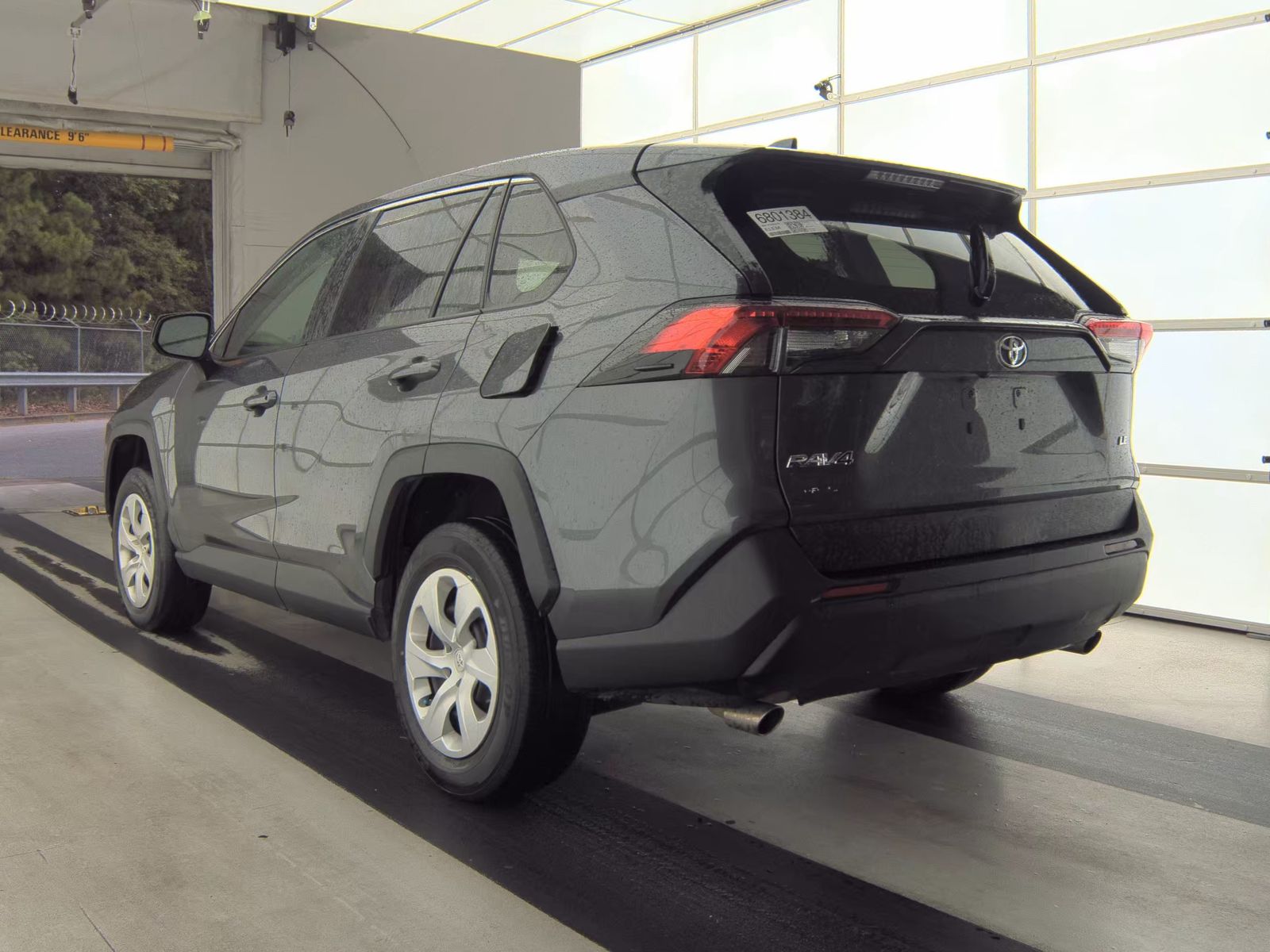 2023 Toyota RAV4 LE FWD