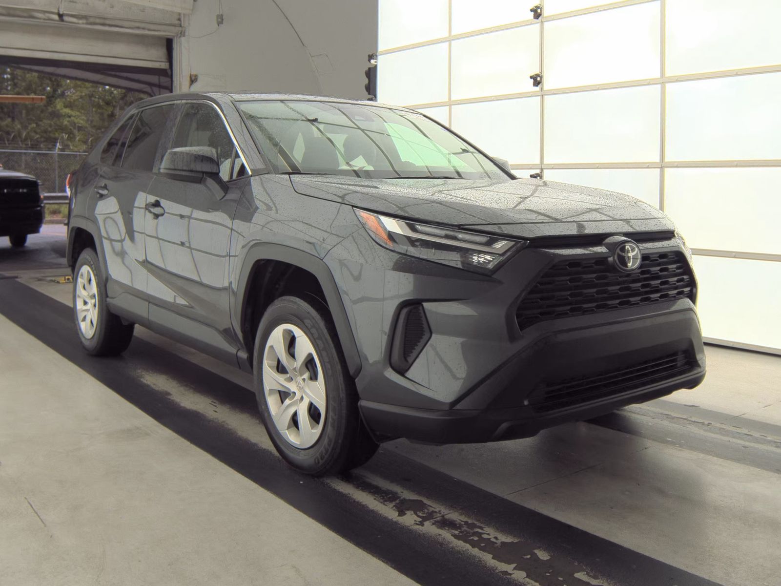 2023 Toyota RAV4 LE FWD