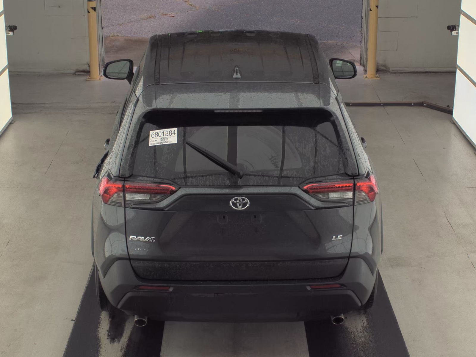 2023 Toyota RAV4 LE FWD