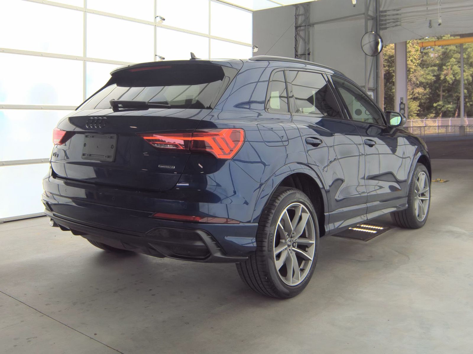 2022 Audi Q3 2.0T S line Premium AWD