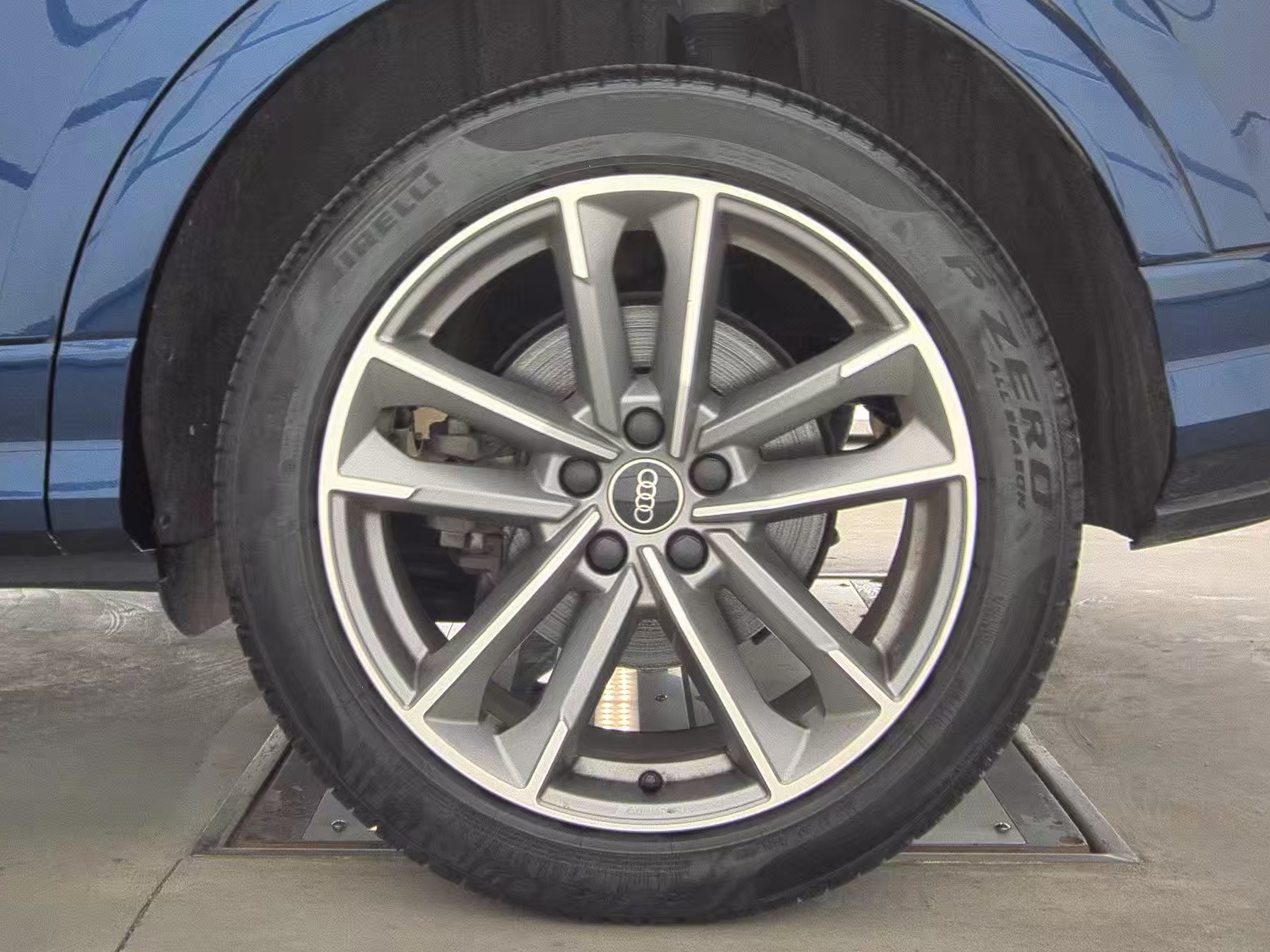 2022 Audi Q3 2.0T S line Premium AWD