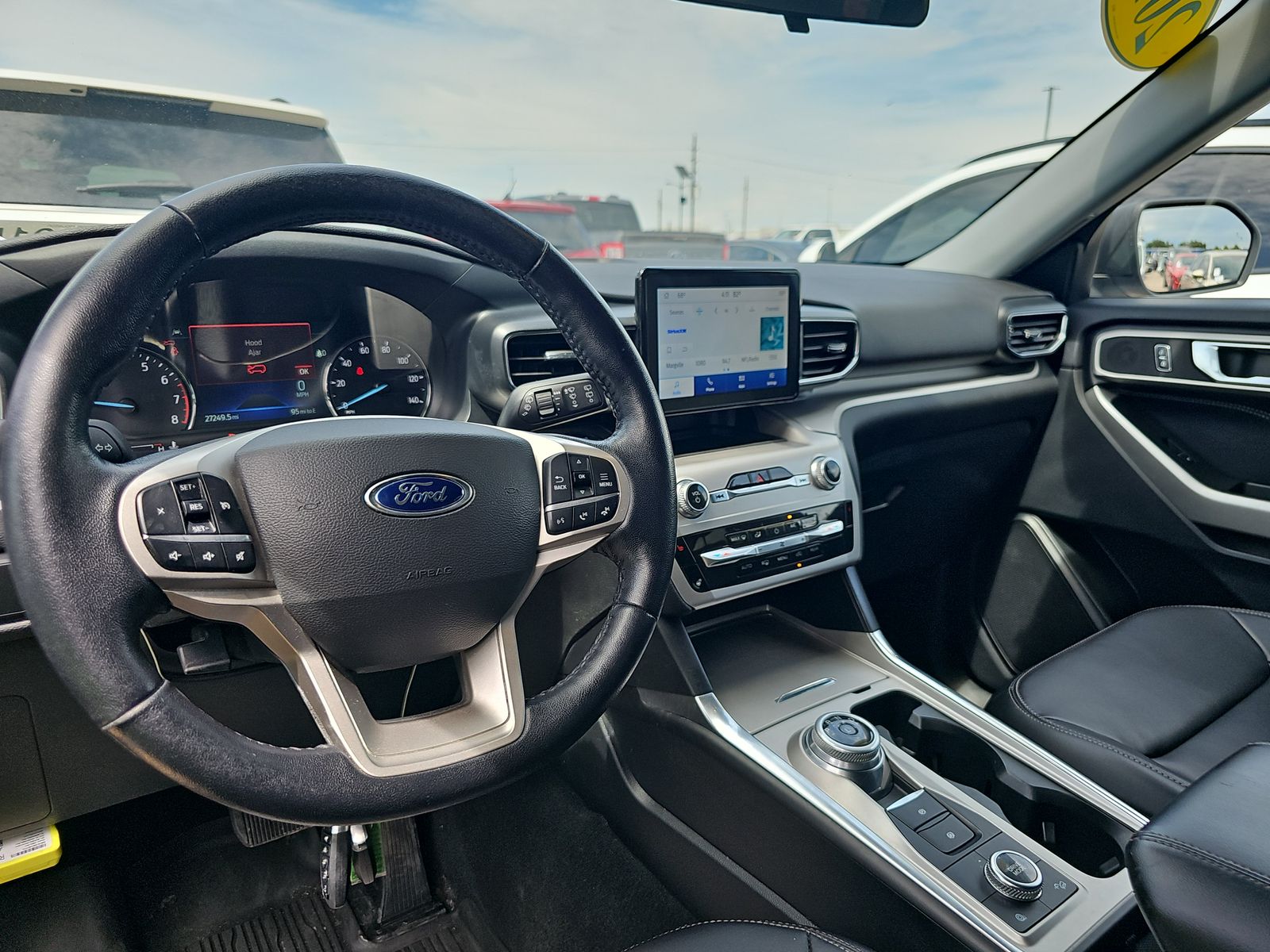2022 Ford Explorer XLT AWD