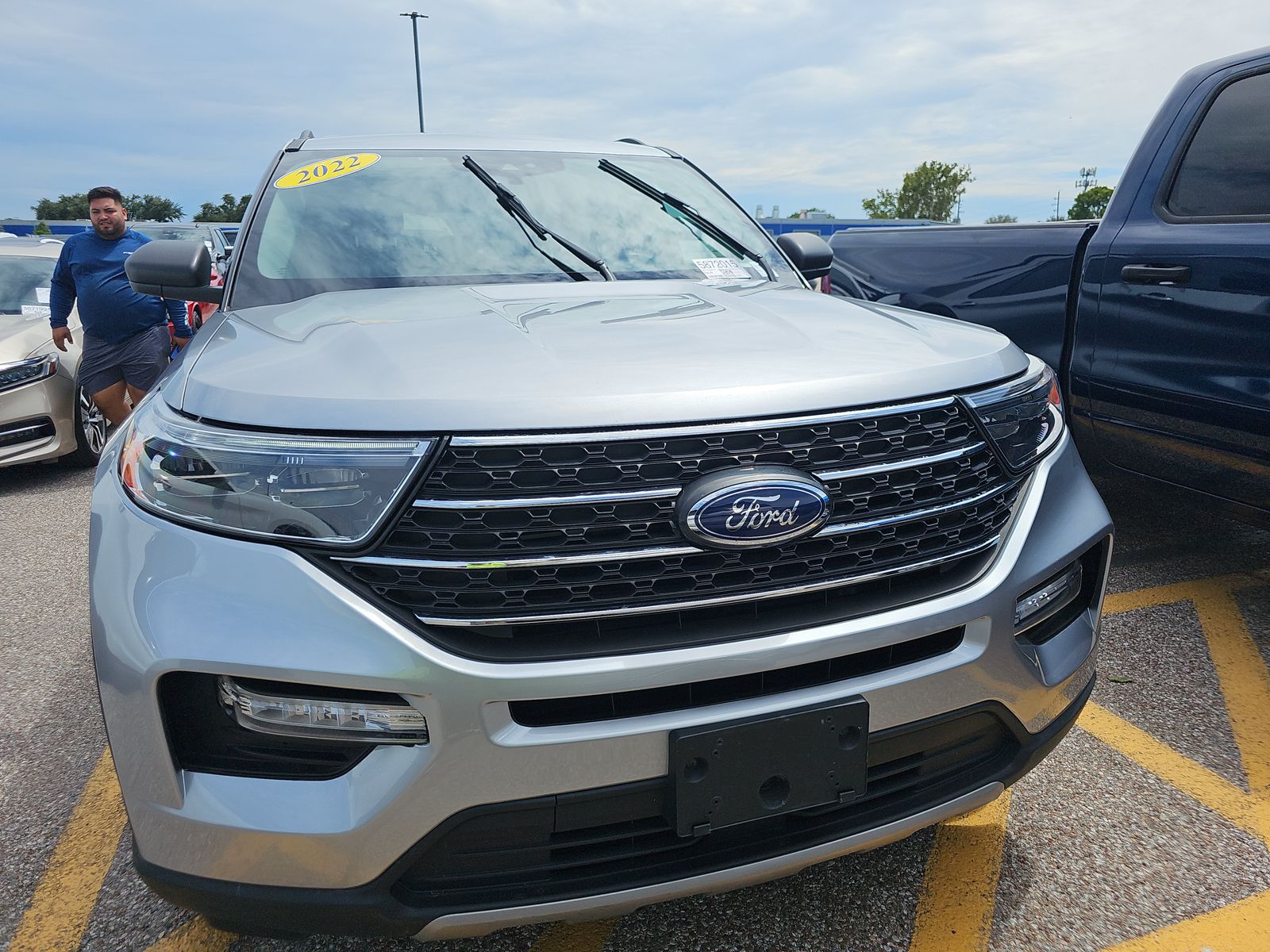 2022 Ford Explorer XLT AWD