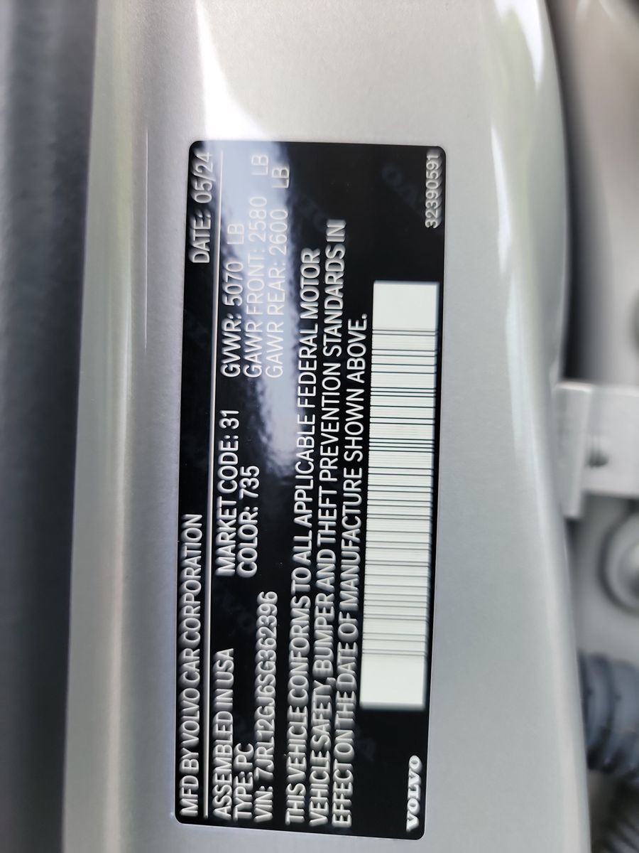 2025 Volvo S60 B5 Core AWD