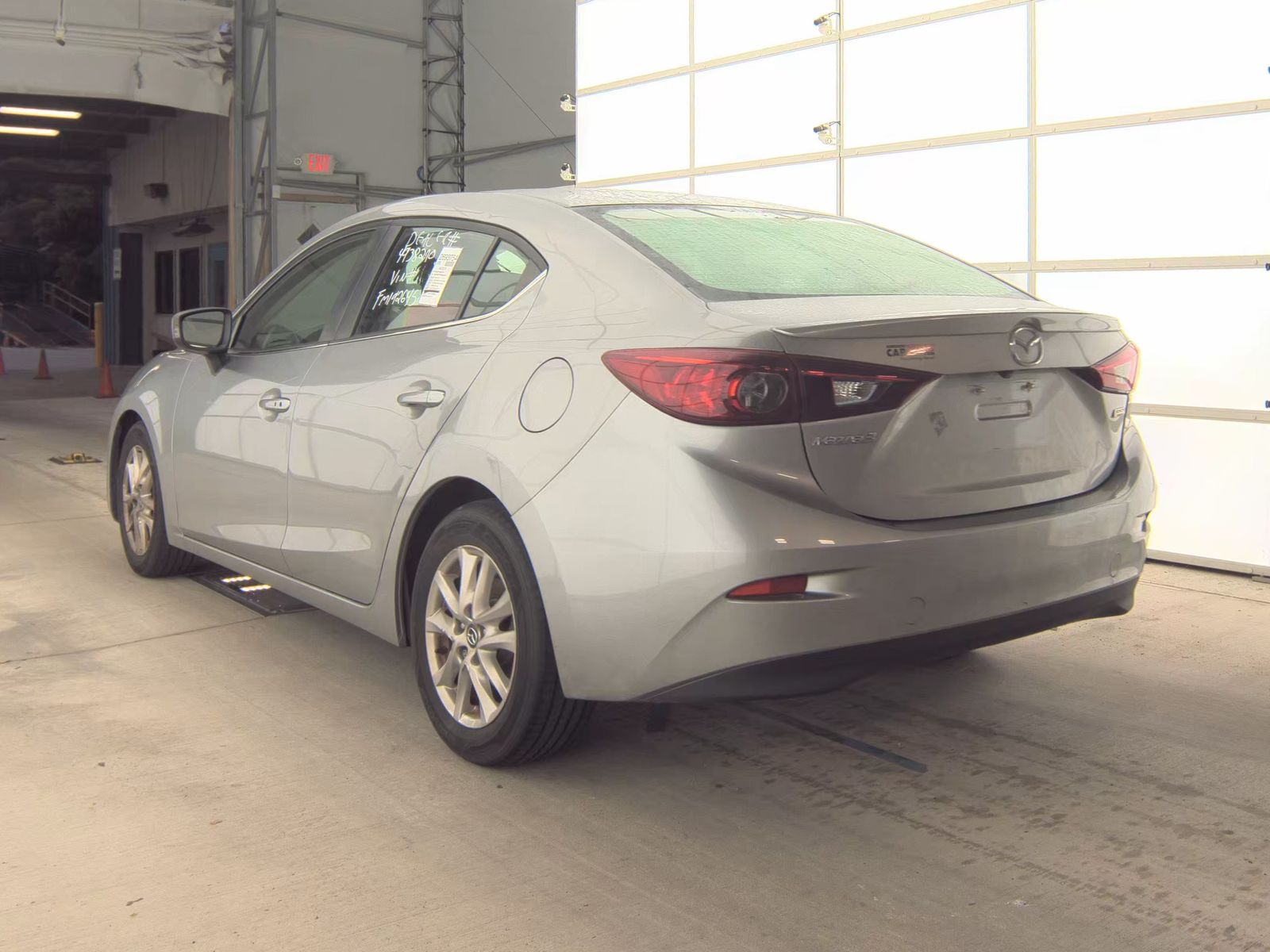 2015 MAZDA MAZDA3 i Touring FWD